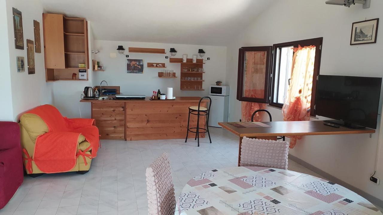 Ferienwohnung Kicaangi Capoterra Exterior foto
